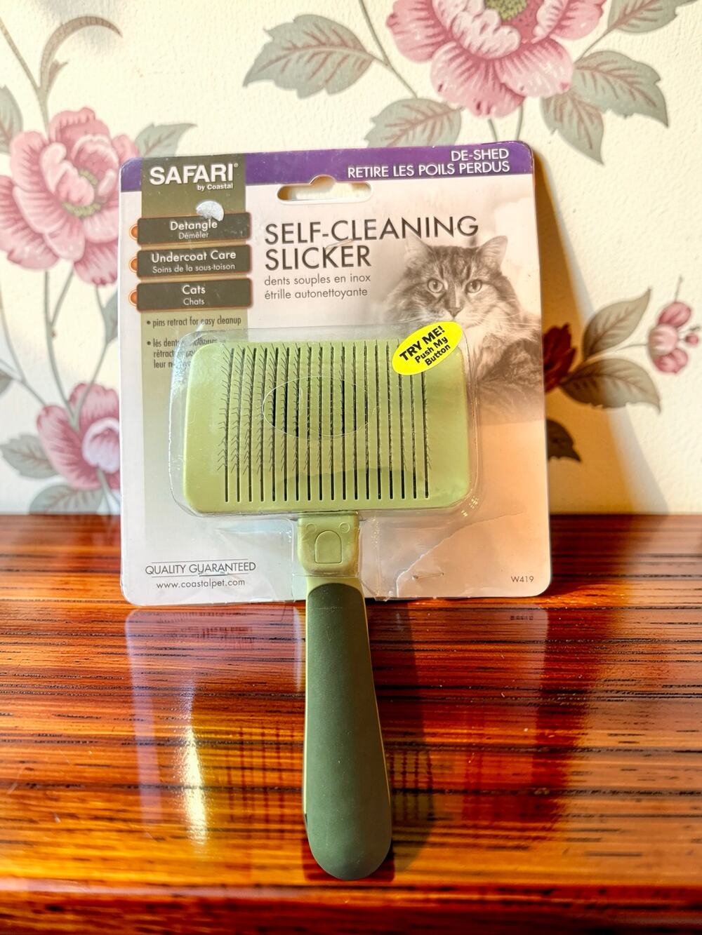 Safari by Coastal Cat Self Cleaning Slicker Brush Green De-Shedding Grooming NWT